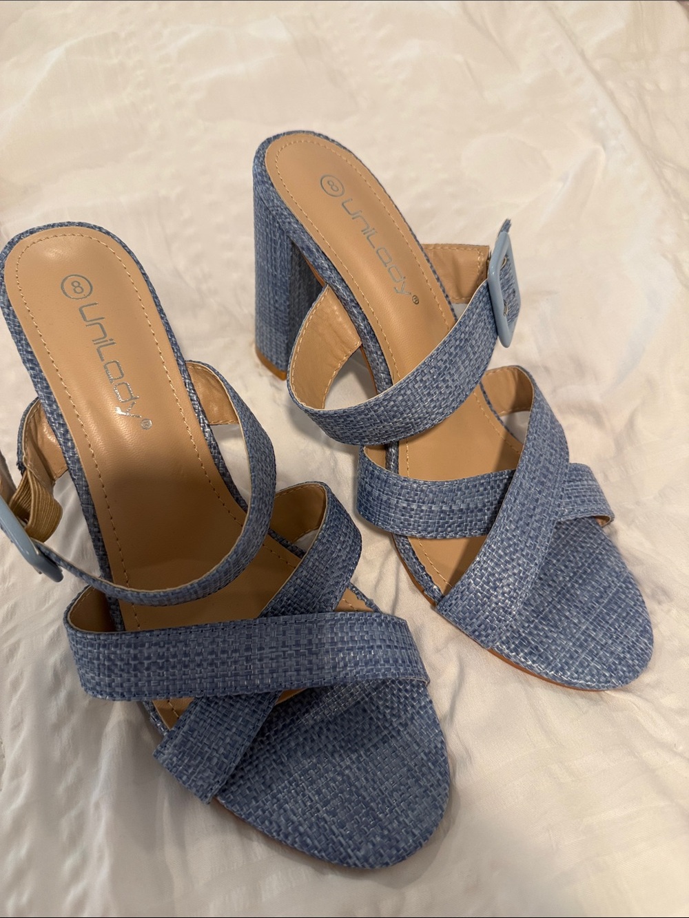 Womens Blue Textured Block Heel Sandals